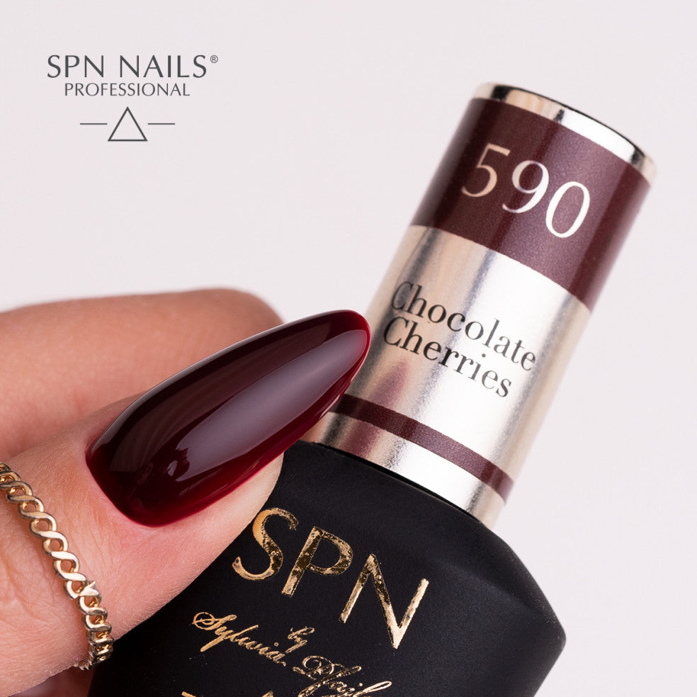 590 Chocolate Cherries UV Lacquer 8ml