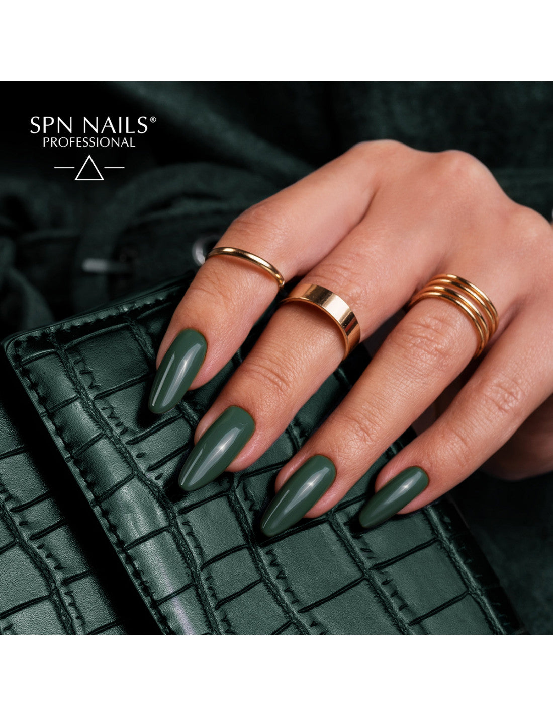 938 Irish Green UV Lacquer 8ml