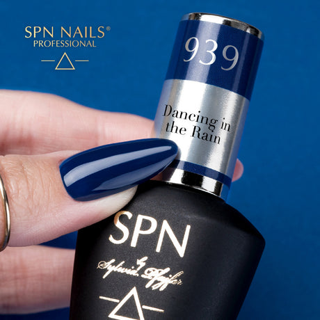939 Dancing in the Rain UV Lacquer 8ml