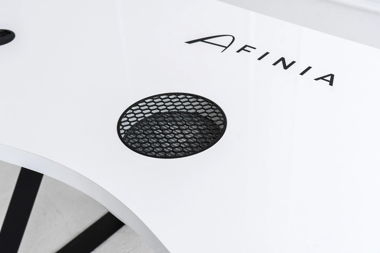 Honeycomb Design Vacuum Cleaner Ventilation Grille - Black